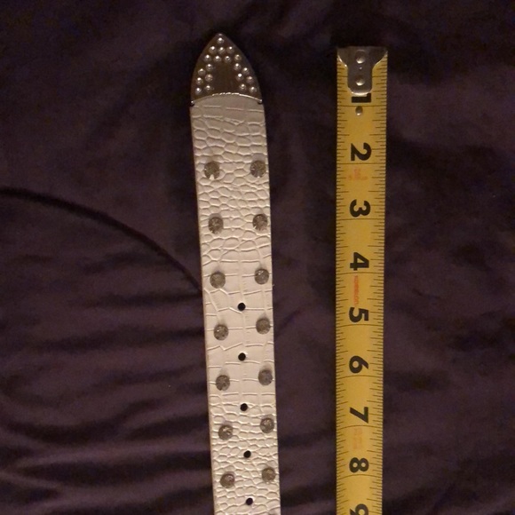 White Belt with Bling, NWOT - Picture 2 of 4